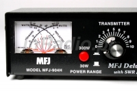 Wskaźnik krzyżowy SWR/PWR tunera antenowego MFJ-904H